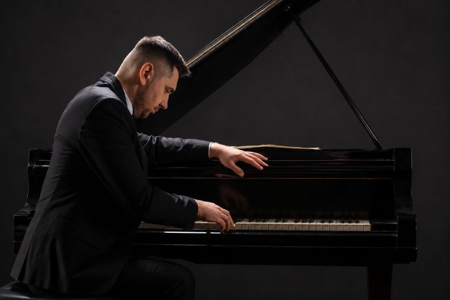Corso di pianoforte classico a Milano - Lezioni di piano per bambini e adulti